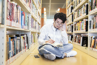 中國傳媒大學(xué)非全日制研究生
