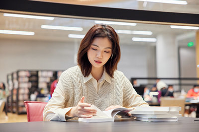 中國傳媒大學(xué)在職研究生