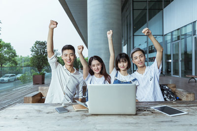 中國傳媒大學(xué)在職研究生