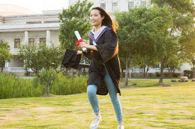 中國傳媒大學(xué)在職研究生 中國傳媒大學(xué)在職研究生