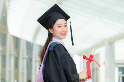 中國傳媒大學(xué)在職研究生 中國傳媒大學(xué)在職研究生