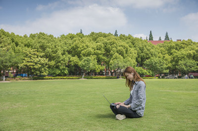 中國傳媒大學在職研究生 中國傳媒大學在職研究生