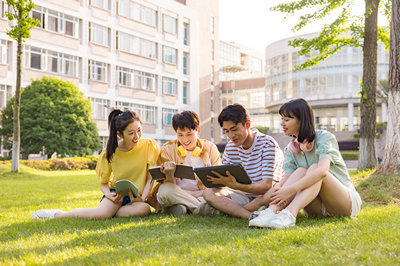 中國傳媒大學在職研究生